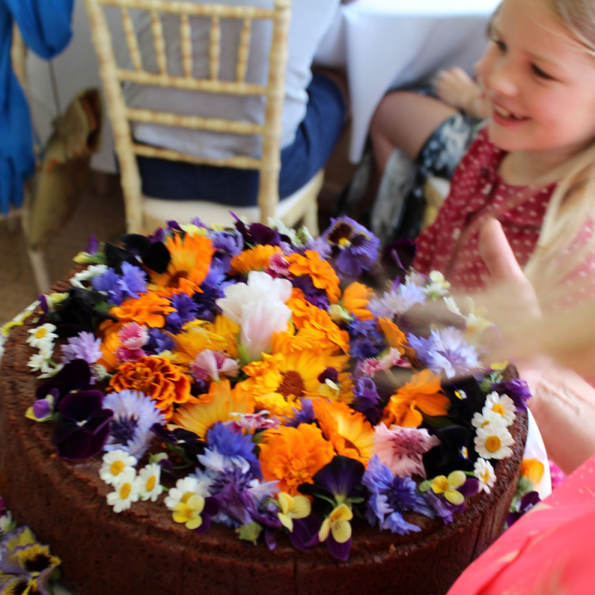 garden party cake 2
