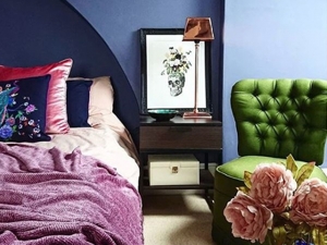 Anglian Styled by Me winner judged by Interior Designer Sophie Robinson, emerald green velvet button back chair, blue walls