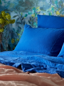 Dazzling blue 100% linen bedlinen in cobalt blue bedroom designed by sophie robinson for the secret linen store