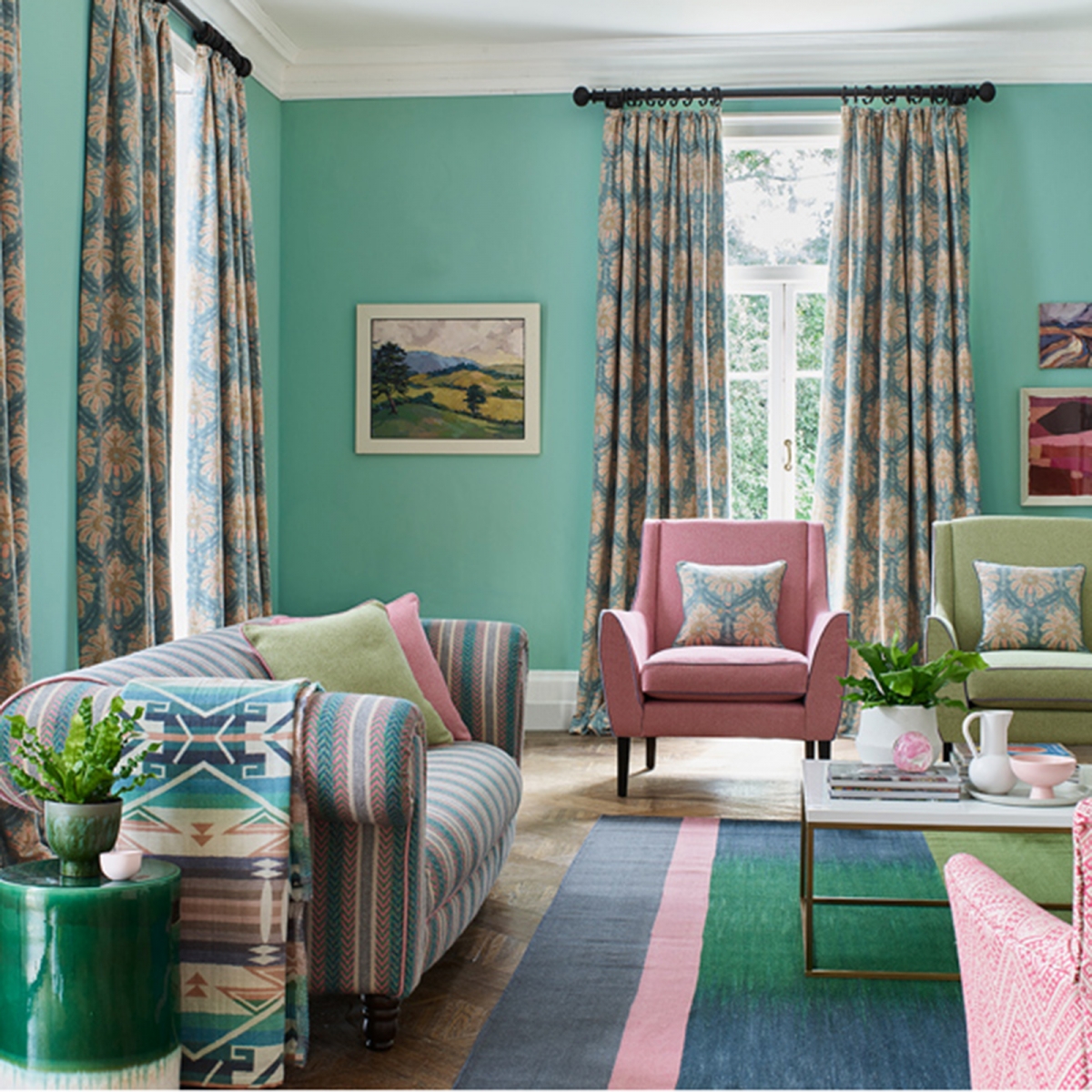 My latest colour crush is Mint green for it’s fresh, uplifting tone. This pastel shade works extremely well with pink in varying shades and whether on living room walls, accent pieces or light fixtures, it will create a modern and inviting space. Mint is set to be a key colour trend this year and well into 2020. Check out the blog for top tips and inspiration on using this hue. #sophierobinson #mint #colourcrush #lovecolour