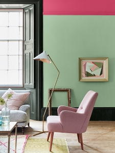 My latest colour crush is Mint green for it’s fresh, uplifting tone. This pastel shade works extremely well with pink in varying shades and whether on living room walls, accent pieces or light fixtures, it will create a modern and inviting space. Mint is set to be a key colour trend this year and well into 2020. Check out the blog for top tips and inspiration on using this hue. #sophierobinson #mint #colourcrush #lovecolour