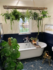 Why Not Use A Ladder As A Way Of Suspending Plants. That’s What Katie Woods #Comedowntothewoods Did And It Creates A Fabulous impact. #sophierobinson #bathroomdesign #plants