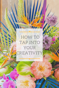 how to tap into your creativity by interior designer Sophie Robinson shows you how to get started in your design project. #sophierobinson #interiordesign #creativity #floraldisplay