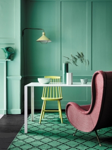 Sophie Robinson's Designer Spotlight features shines a light on interior stylist Sally Denning, who chats about her background, career and some valuable advice. #littlegreene #greendiningroom #sophierobinson