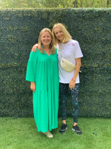 Sophie Robinson and Fearne Cotton at the Happy Place Festival. Sophie hosted a workshop about colour psychology and how we react to colours. #colourpsychology #happyplacefestival #sophierobinson