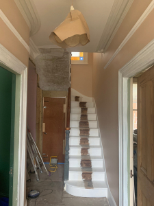 Mid renovation in the entrance hall, the home of Laura Jackson was the latest house tour for the Great Indoors podcast with Sophie Robinson and Kate Watson-Smyth. #thegreatindoors #podcast #sophierobinson #entrancehall
